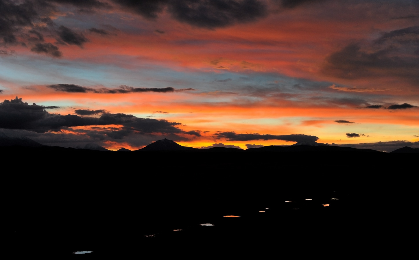 Sonnenuntergang [44 mm, 1/80 Sek. bei f / 8.0, ISO 1600]