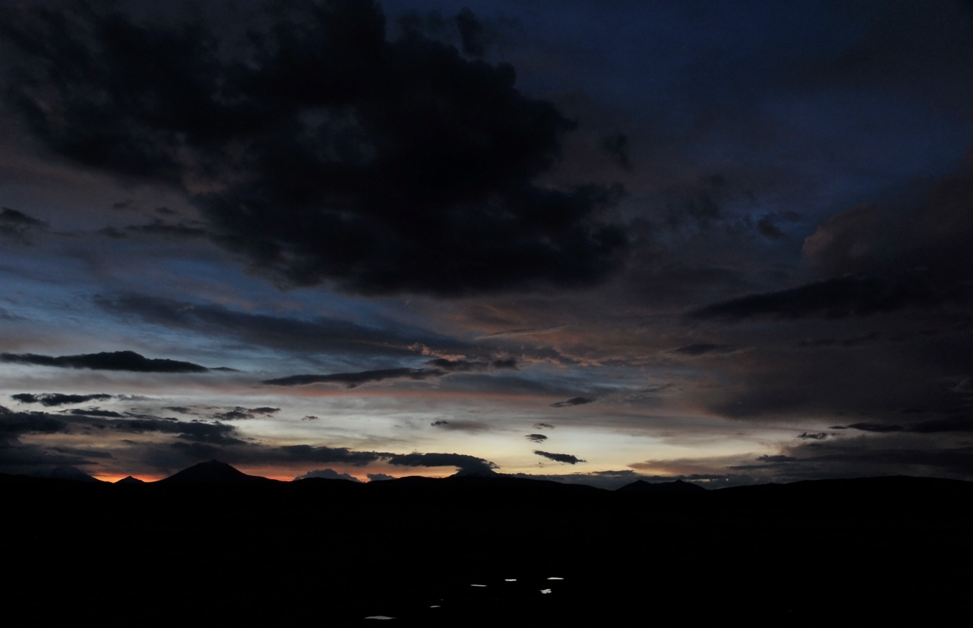 Sonnenuntergang [34 mm, 1/30 Sek. bei f / 8.0, ISO 1600]