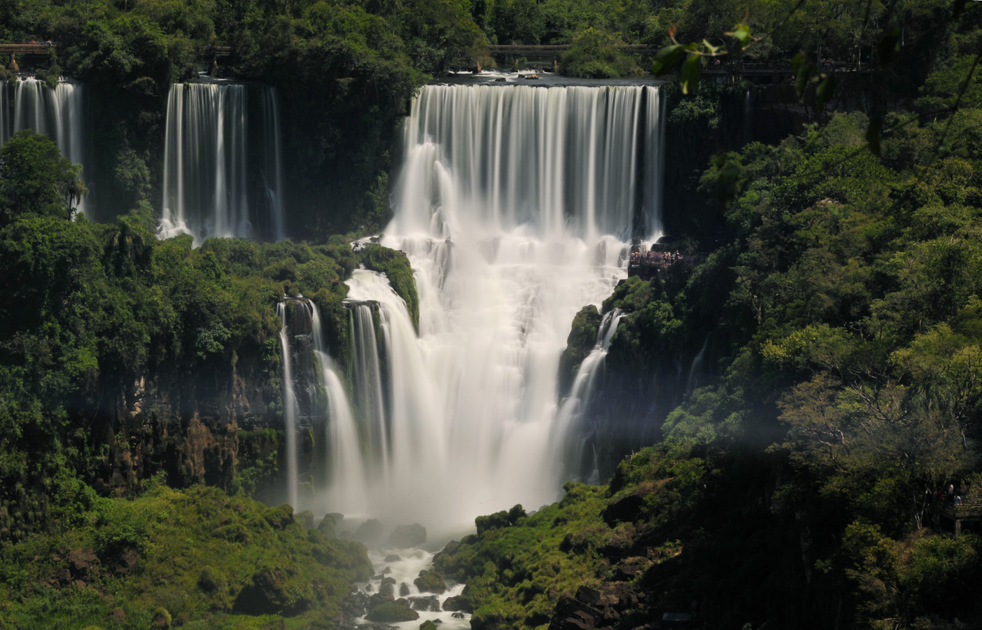 Cataratas del Iguazu [160 mm, 5.0 Sek. bei f / 22, ISO 400]