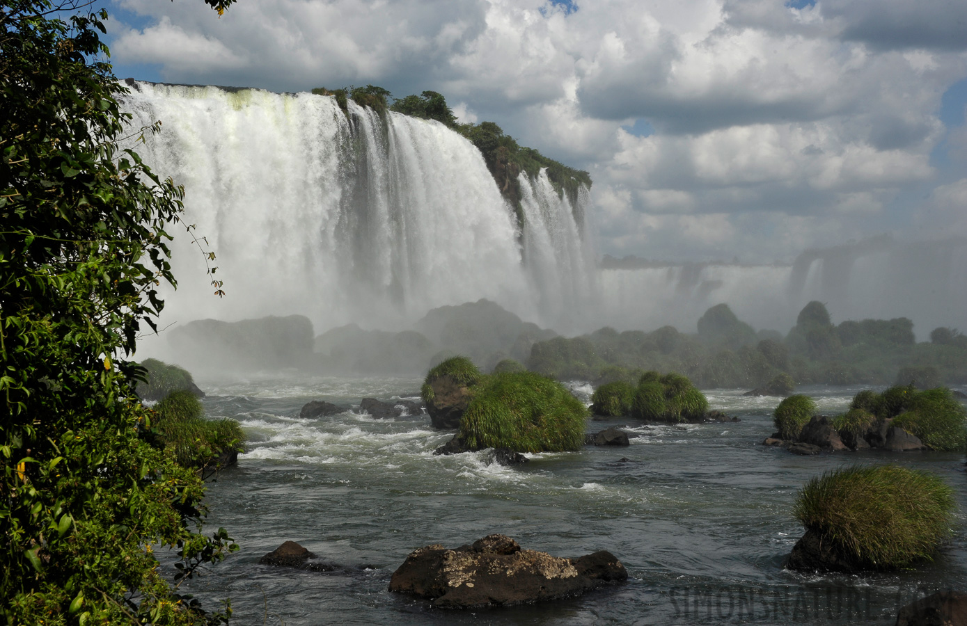 Cataratas del Iguazu [52 mm, 1/500 Sek. bei f / 16, ISO 400]