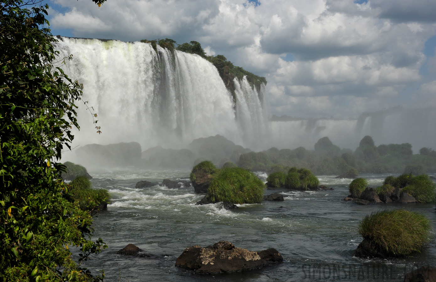 Cataratas del Iguazu [52 mm, 1/500 Sek. bei f / 16, ISO 400]