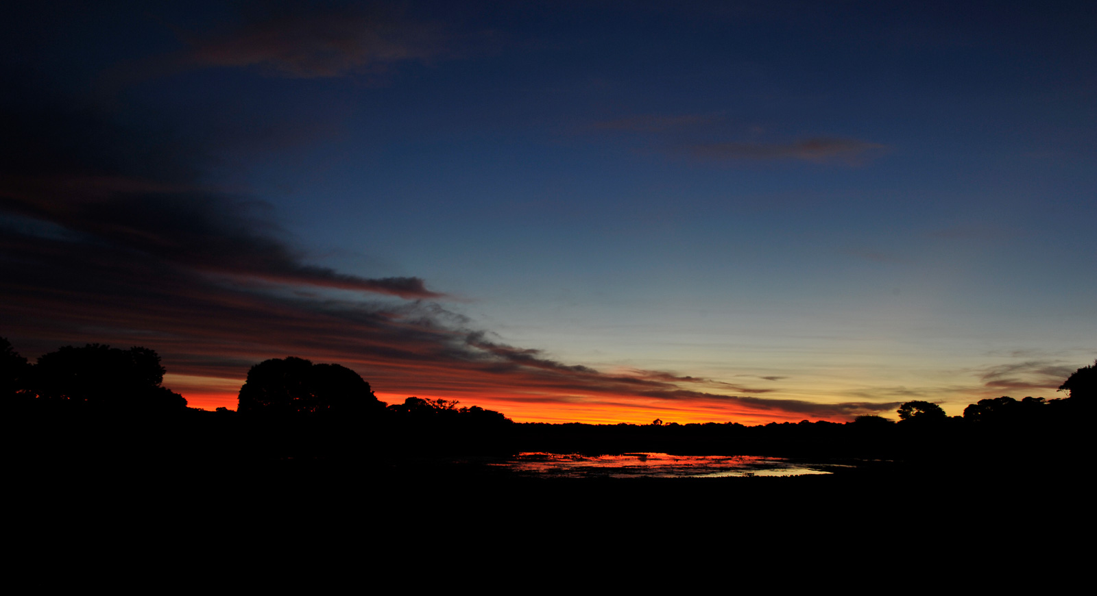 Pantanal [28 mm, 1/13 sec at f / 9.0, ISO 400]