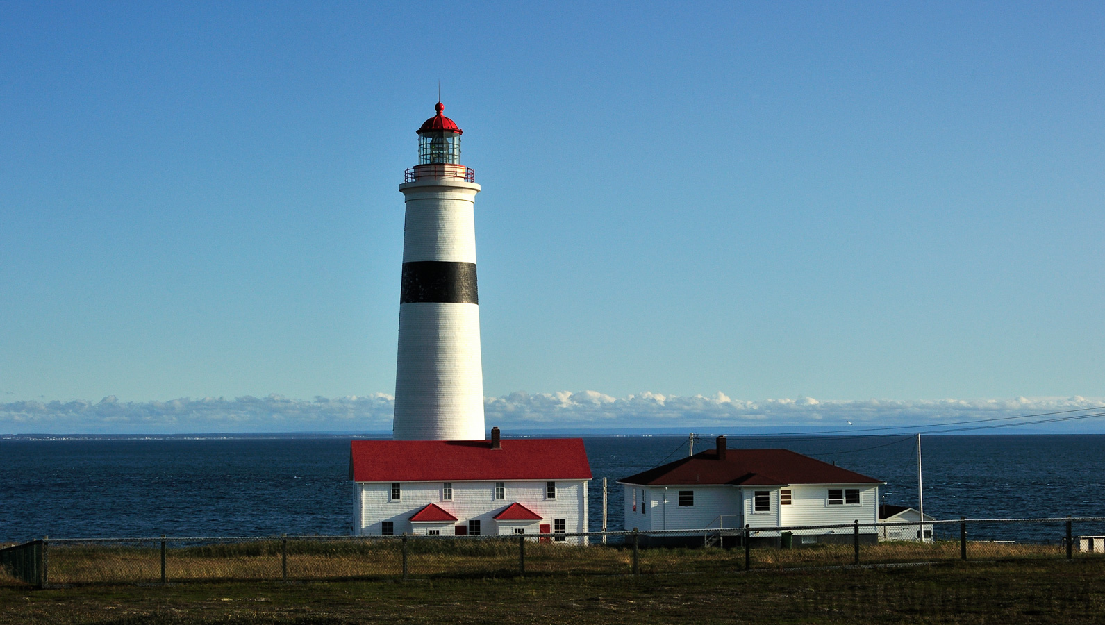 Second tallest lighthouse in Canada [58 mm, 1/800 sec at f / 16, ISO 400]