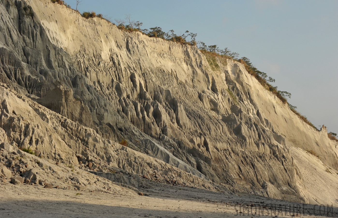 Mount Pinatubo [72 mm, 1/250 sec at f / 14, ISO 400]