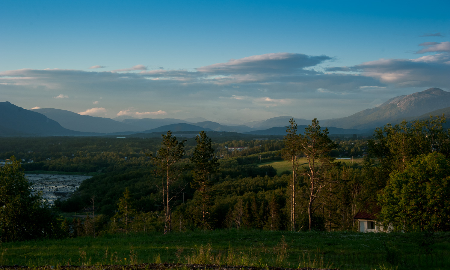 [85 mm, 1/320 Sek. bei f / 8.0, ISO 400]