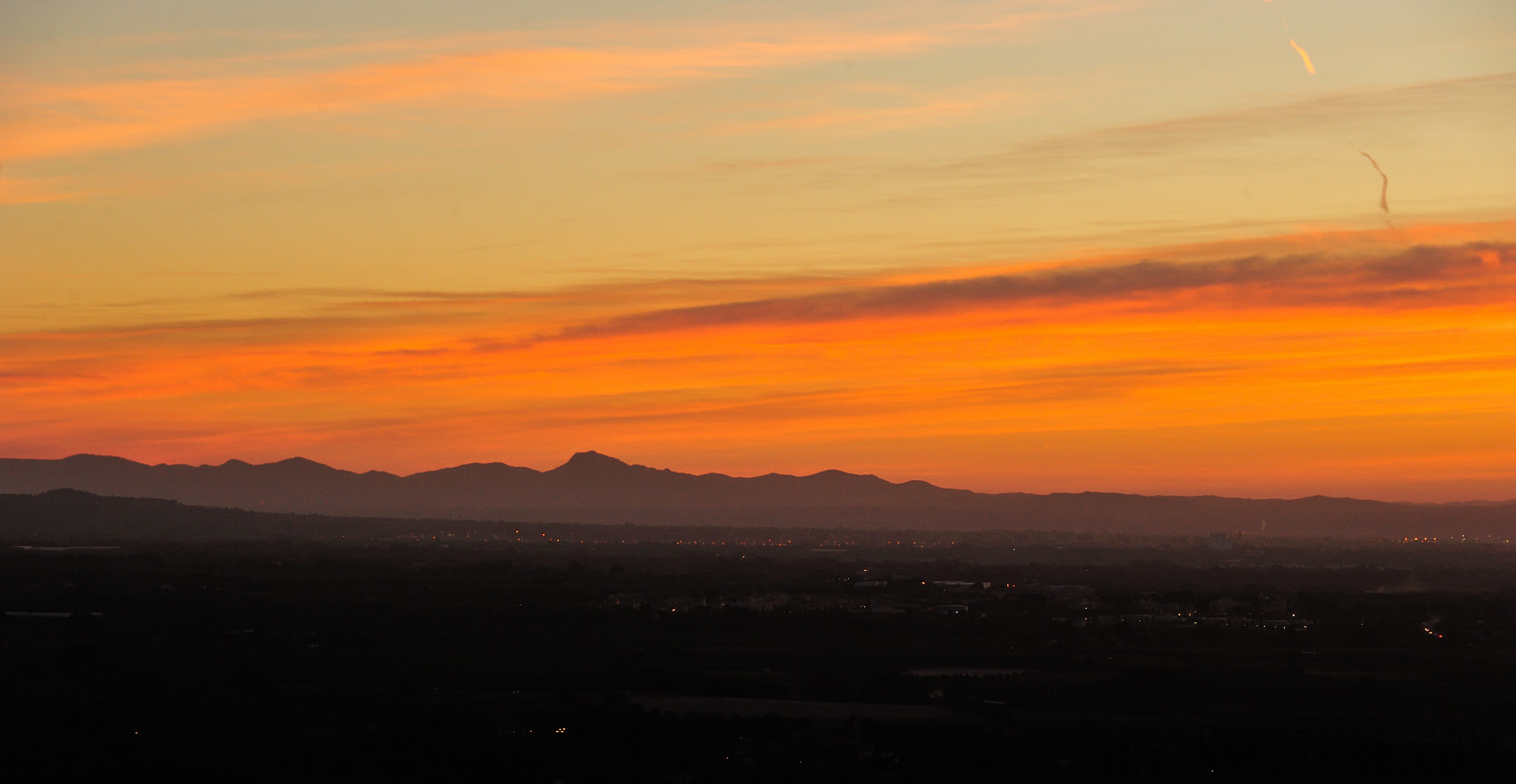 Mont-roig del Camp [135 mm, 1/160 sec at f / 8.0, ISO 1600]